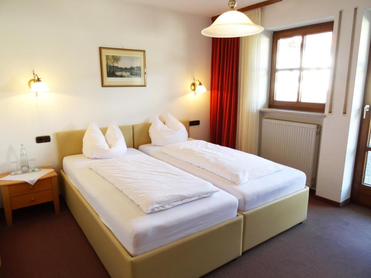 Hotel Gasthof Forelle Siegsdorf Ngoại thất bức ảnh